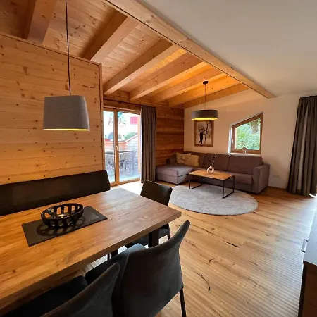 Penthouse Small 17 By Interhome Lejlighed *